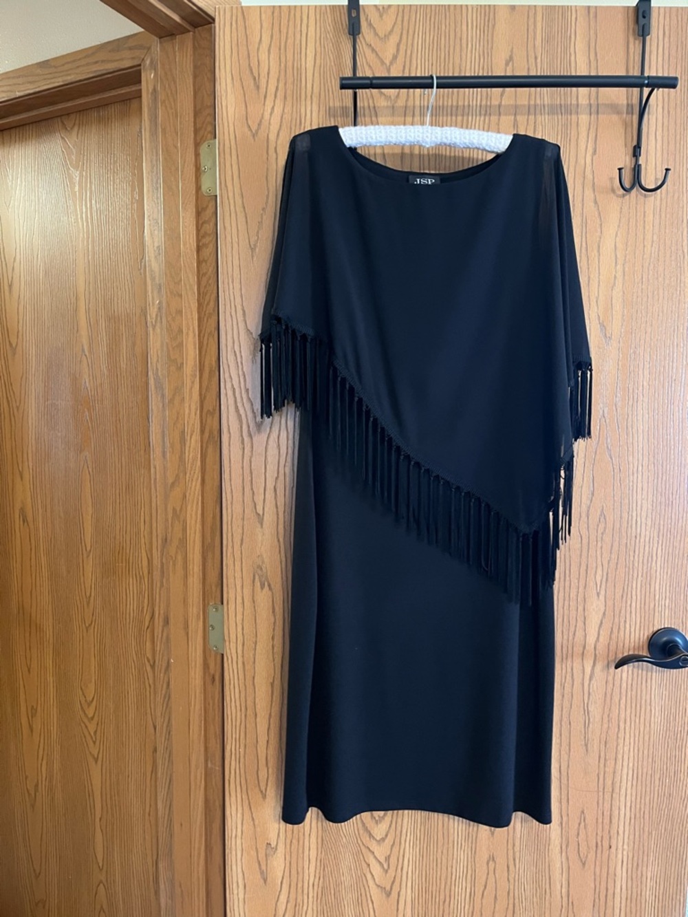 JSP Sz 6 Black Dress Asymmetric Shawl Fringe Cold Shoulder Sleeves Women